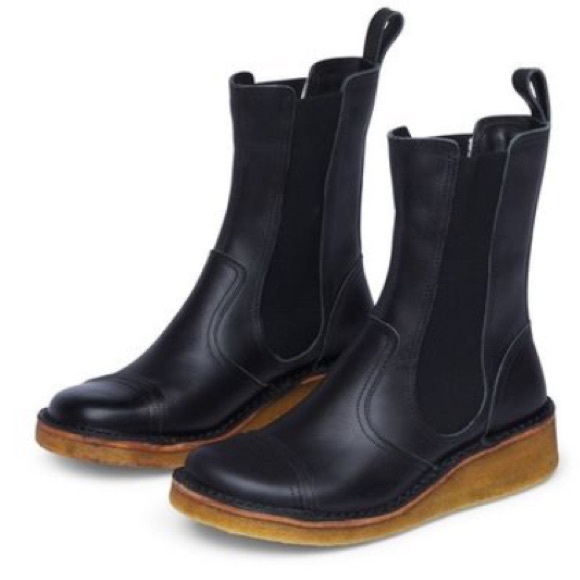 Searching for Swedish Hasbeens rubber wedge please don’t buy :) - Picture 2 of 3